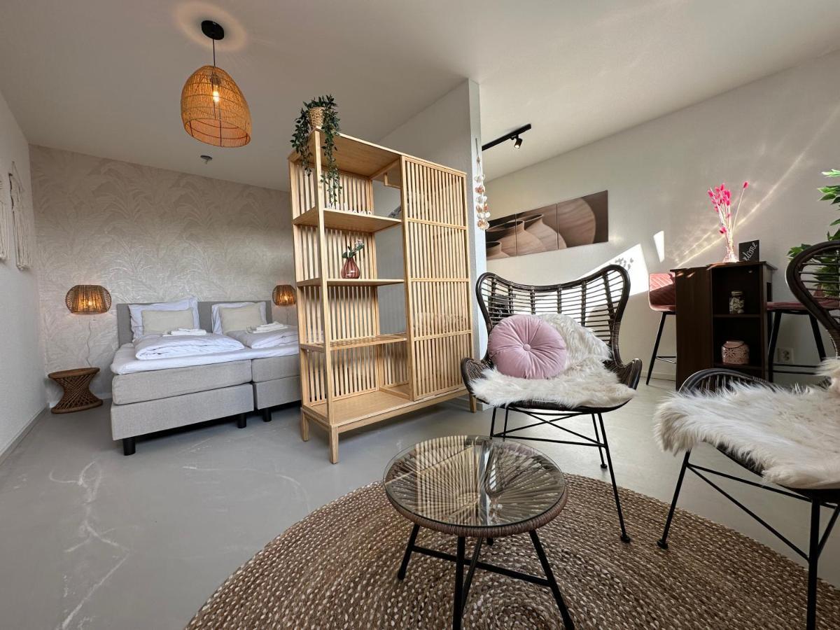 Luuma Studio's -private Parking- Appartement